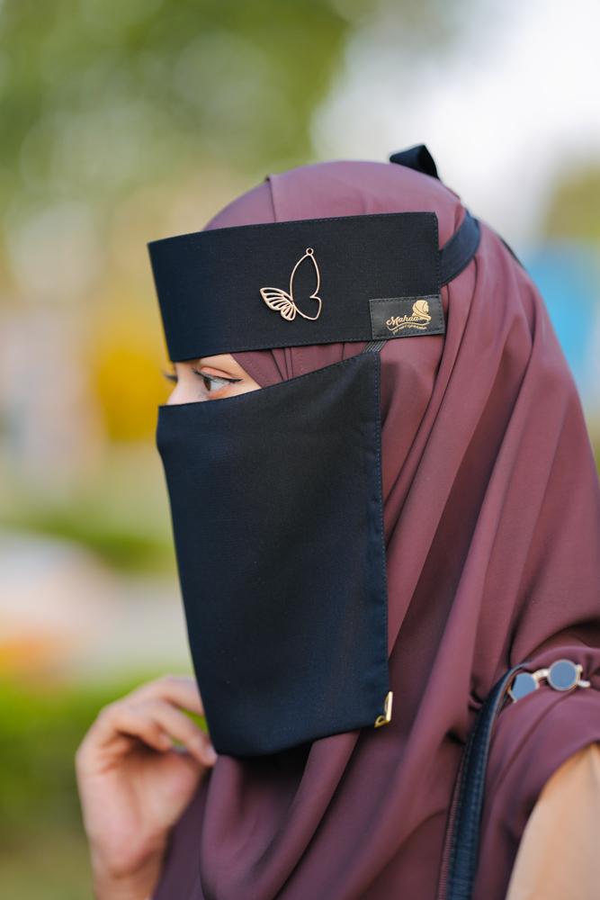 PENDENT METAL BUTTERFLY NIQAB